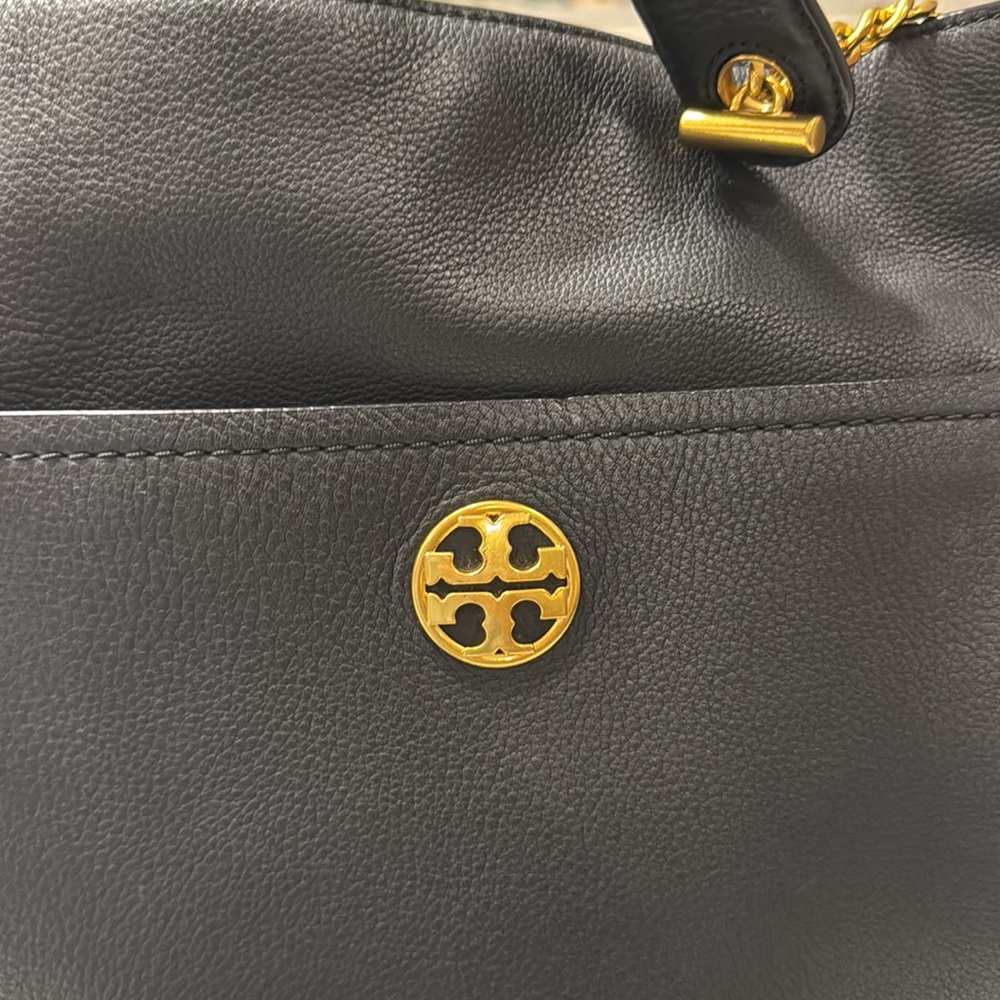 Tory Burch Black Chelsea Chain Hobo - Picture 11 of 17